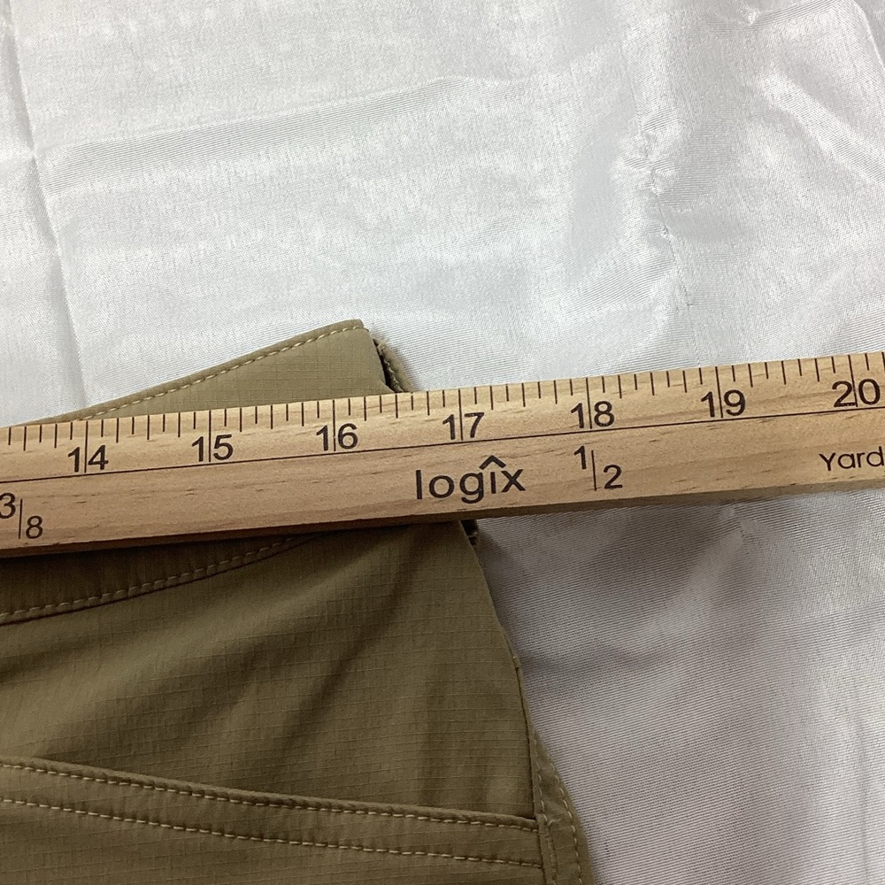 Carhartt Women's Cargo Shorts Size 12 in Black and Tan Flawed* - Picture 12 of 15